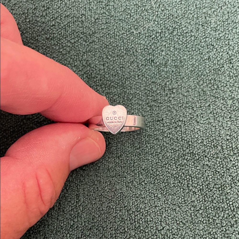 Authentic Gucci Silver Heart Emblem Ring